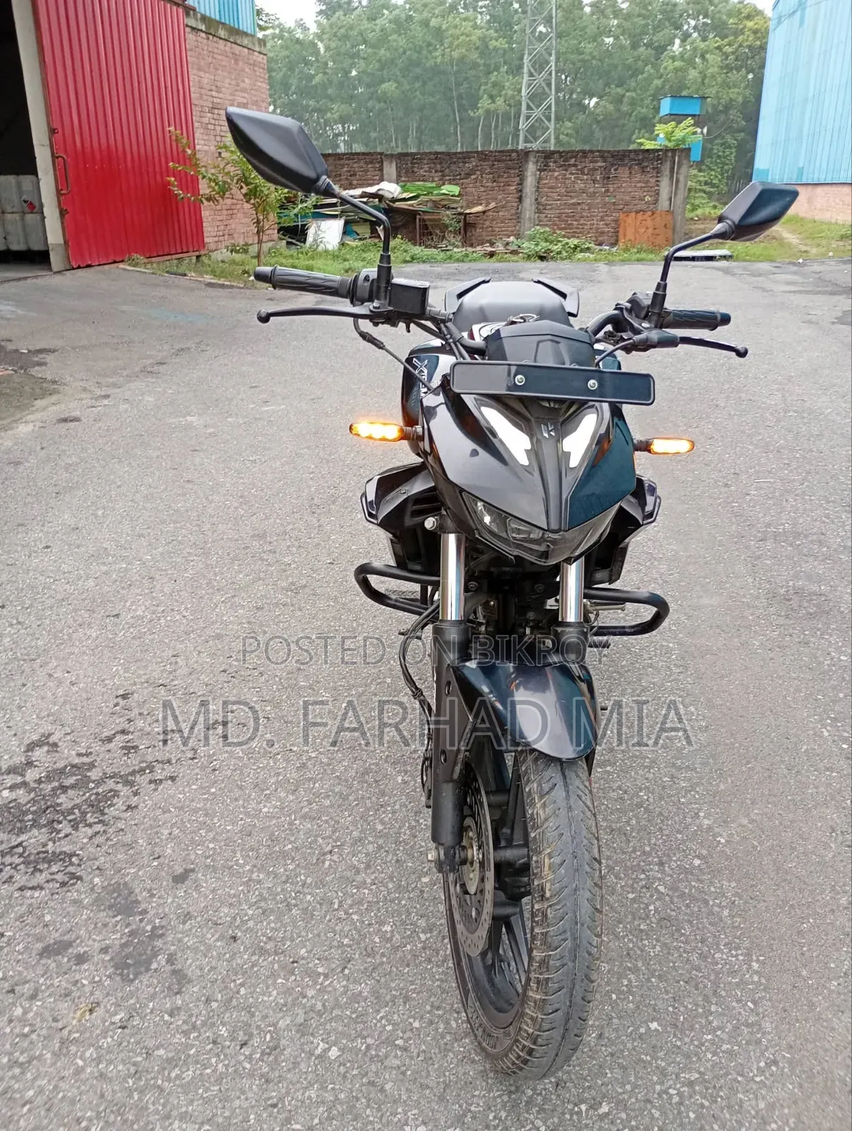 হিরো এক্সট্রিম ১২৫আর ২০২৫ ব্ল্যাক