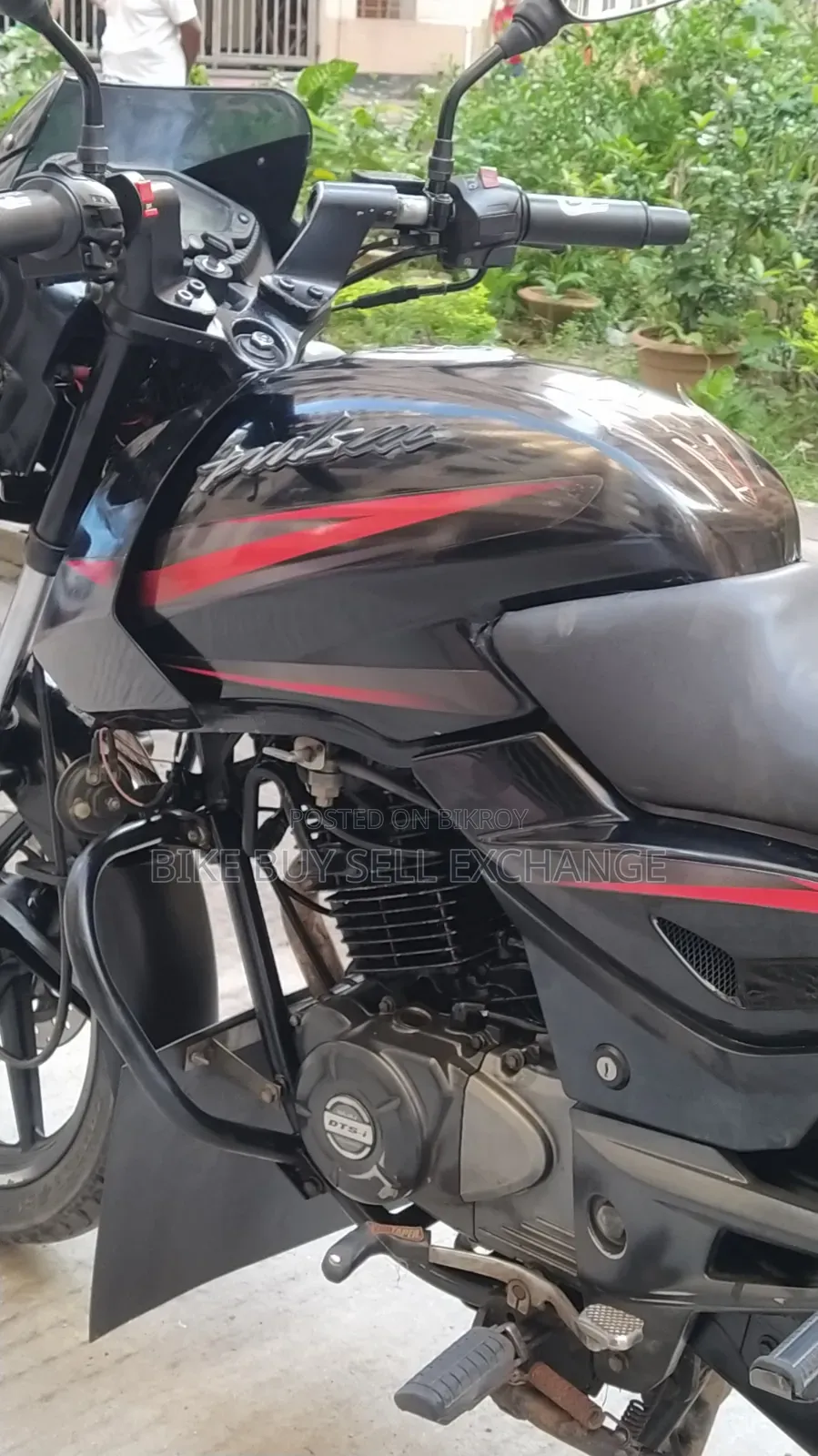 বাজাজ পালসার ১৫০ ২০১৯ ব্ল্যাক