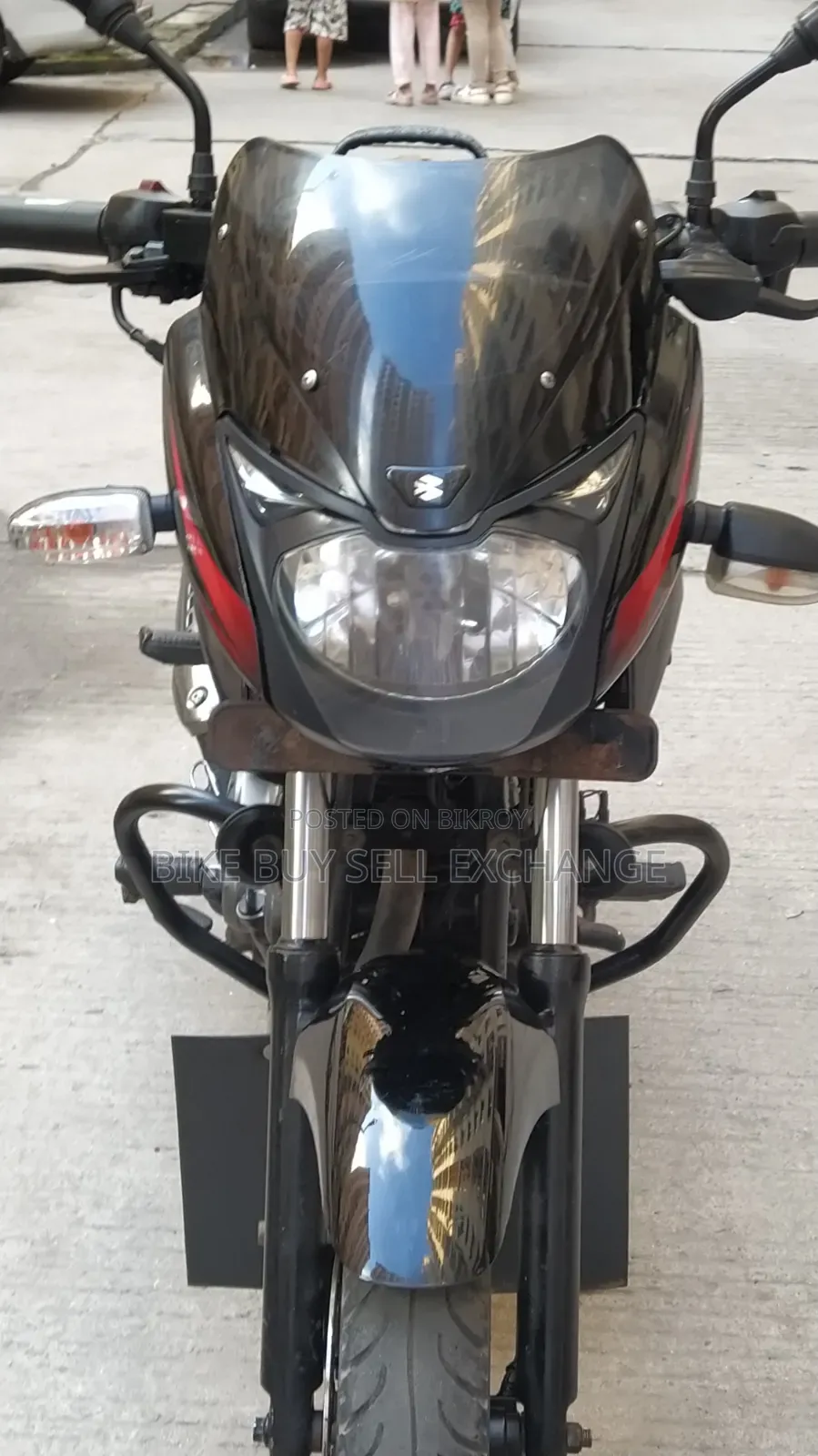 বাজাজ পালসার ১৫০ ২০১৯ ব্ল্যাক