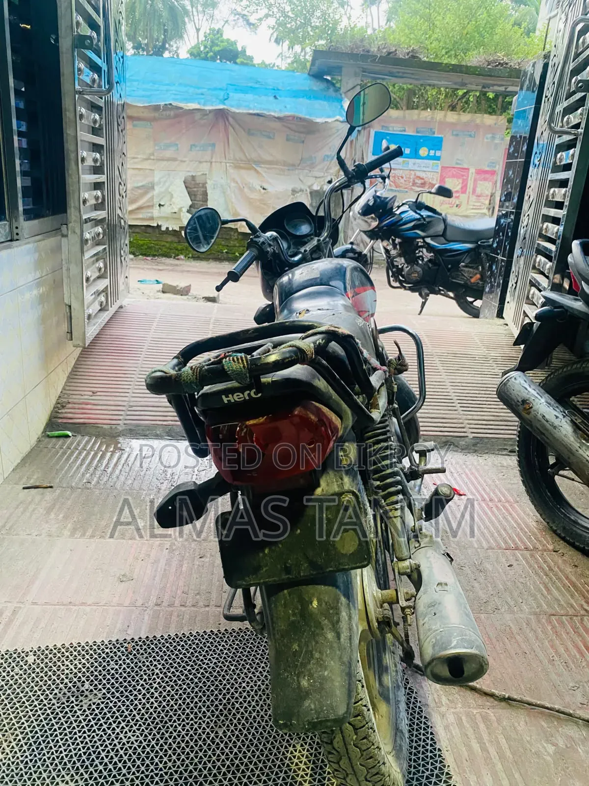 Hero HF Deluxe 2018 Black