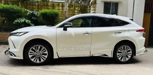 Toyota Harrier Hybrid Z 2020 White