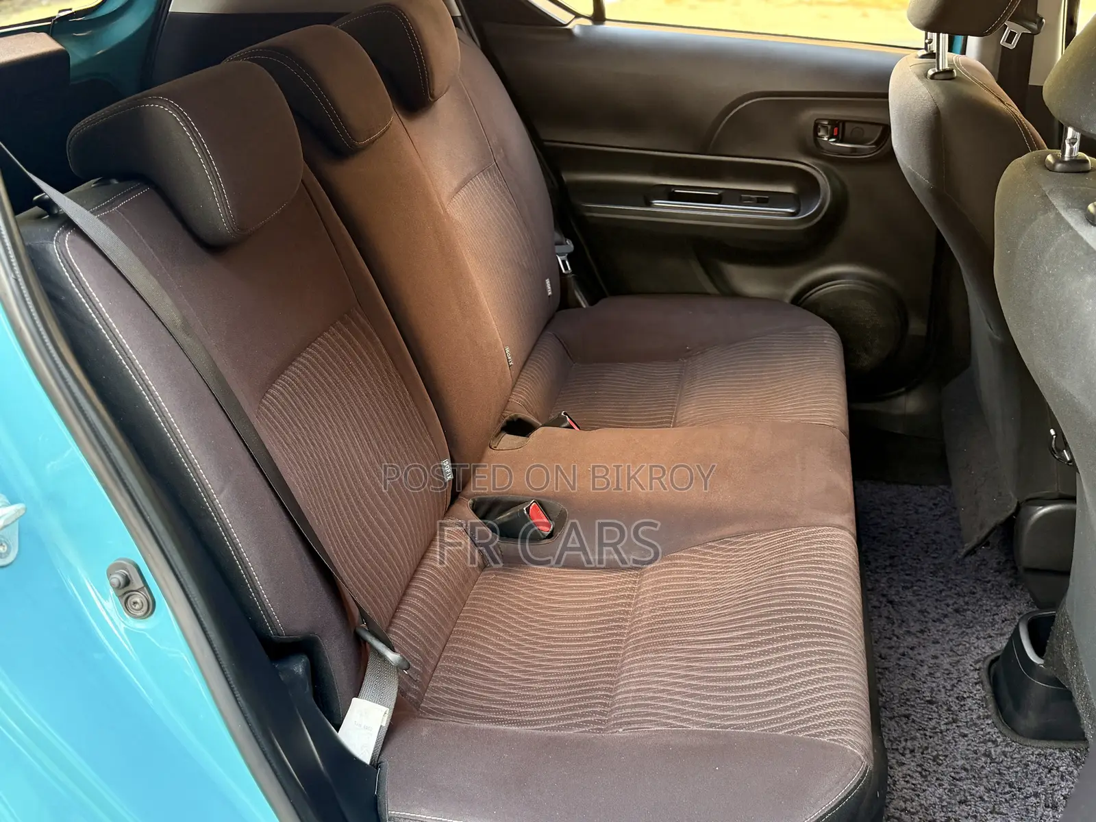 Toyota Aqua 2017 Blue