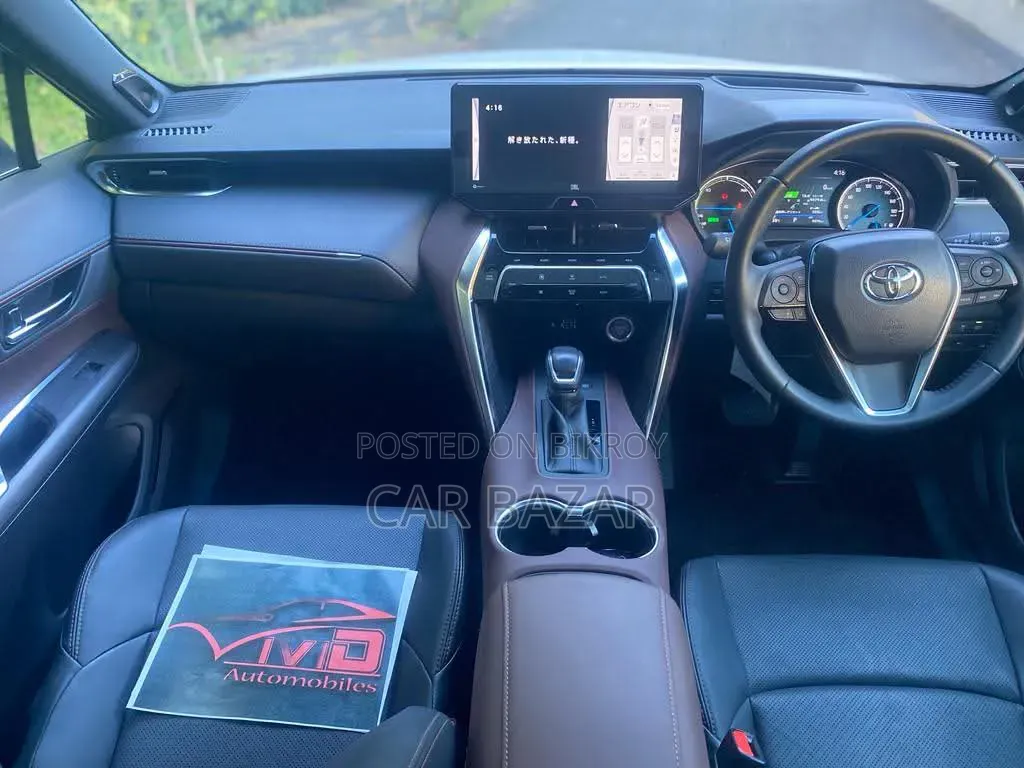 Toyota Harrier Hybrid Z 2020 White
