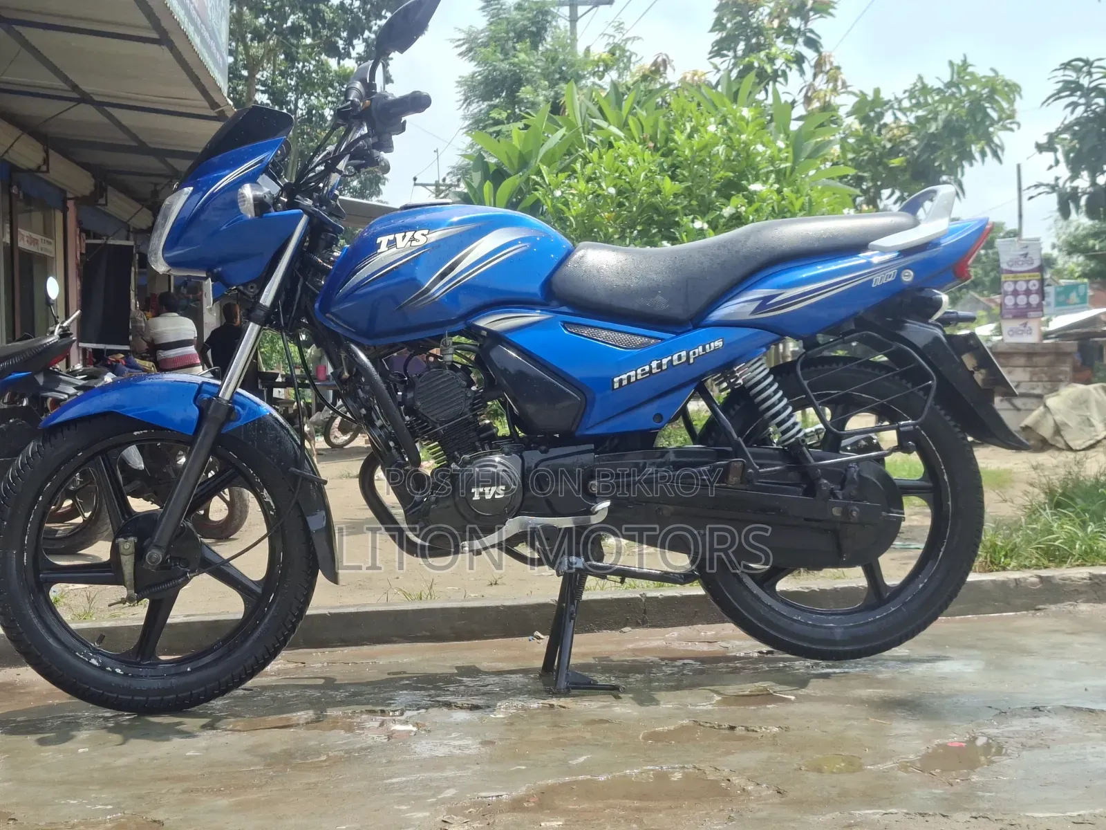 টিভিএস মেট্রো প্লাস ২০১৭ নীল