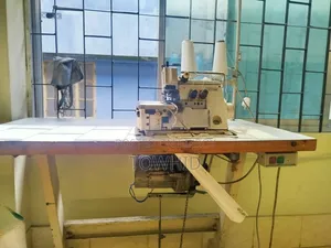 Overlock Industrial Sewing Machine