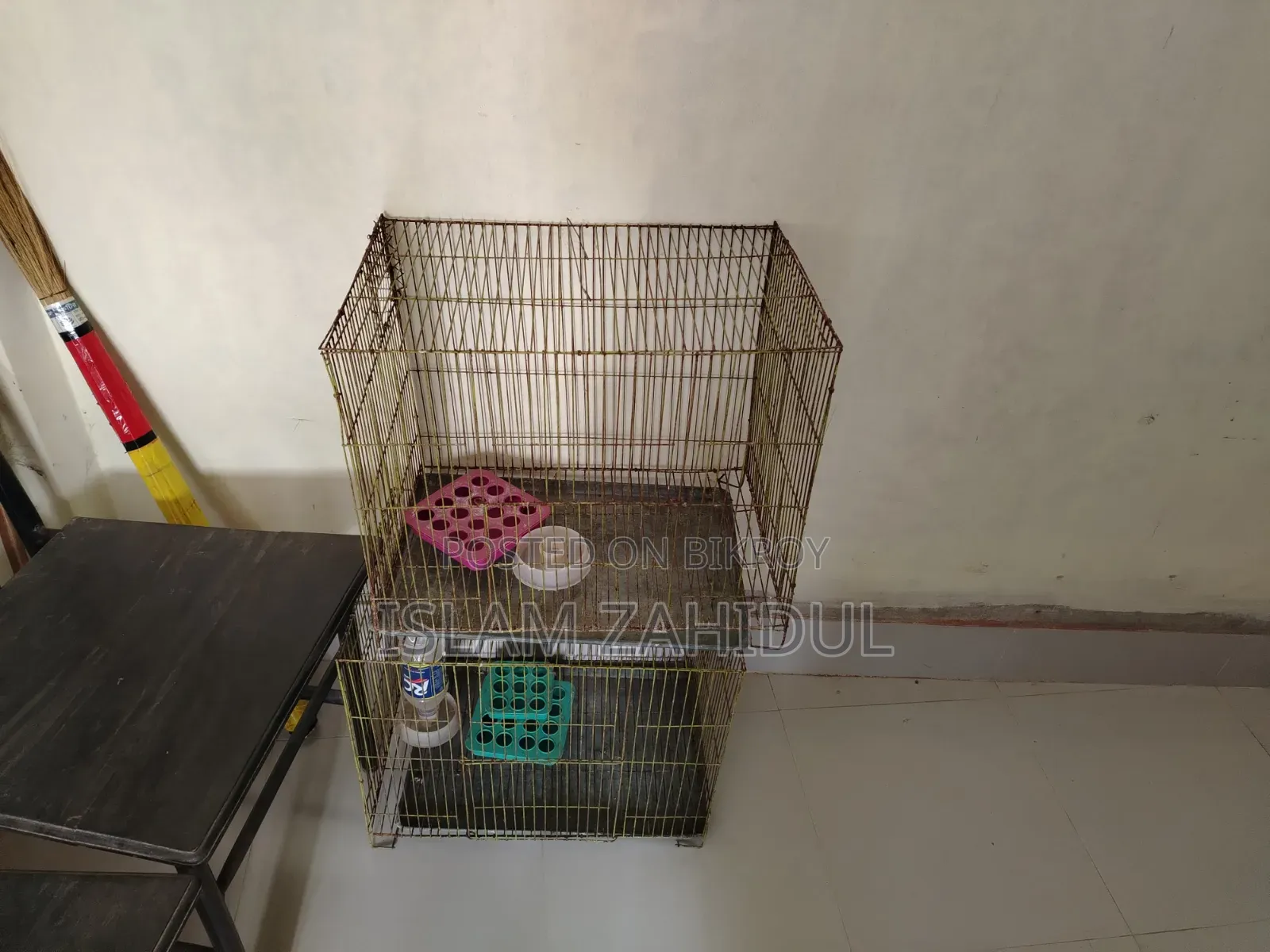 2 Bird Cages (16" * 18")