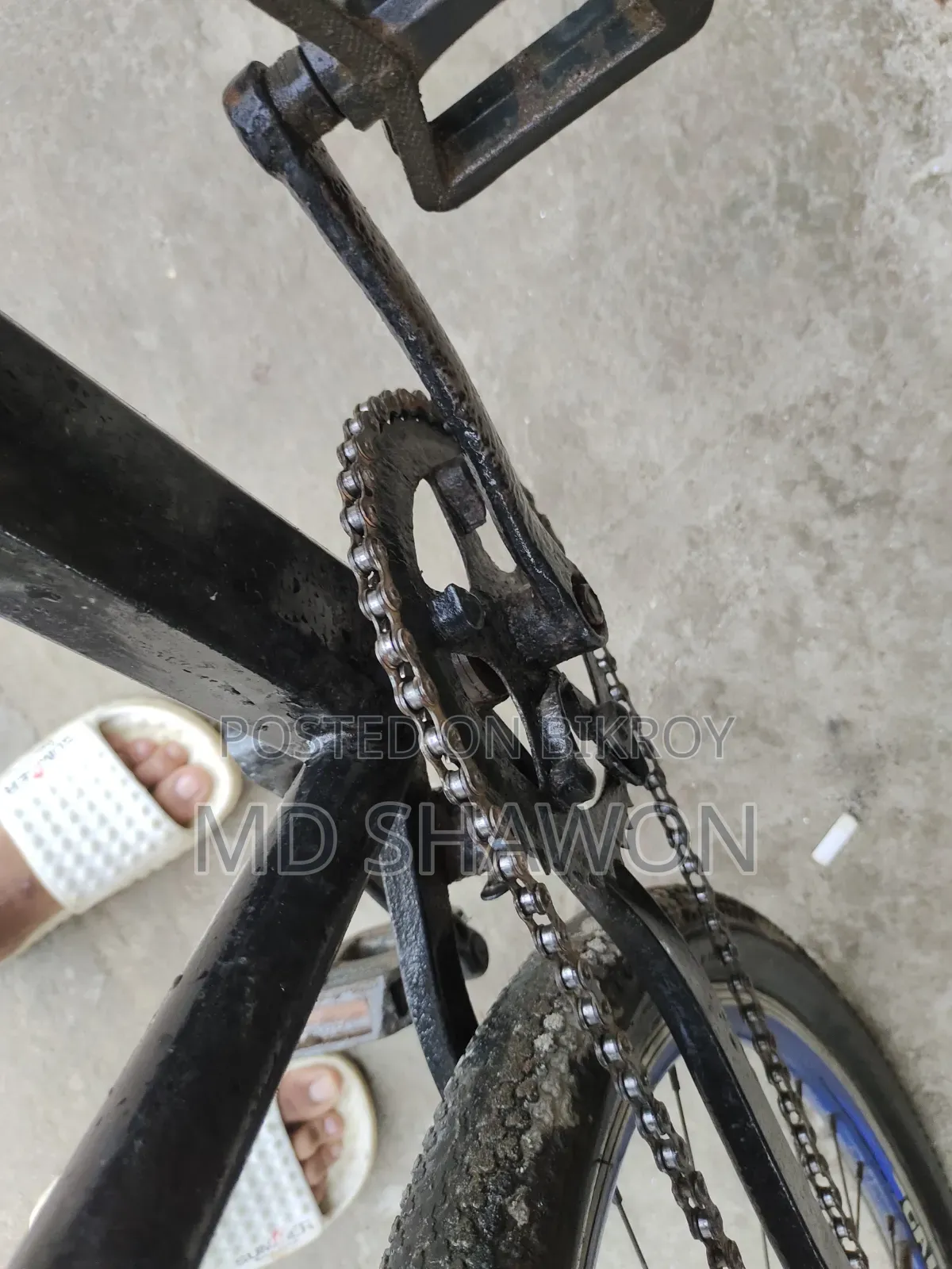 সুদু কালার টা চেন্জ করে ইসপেরে রং দিয়ে কালো কালার কার হয়েছে
