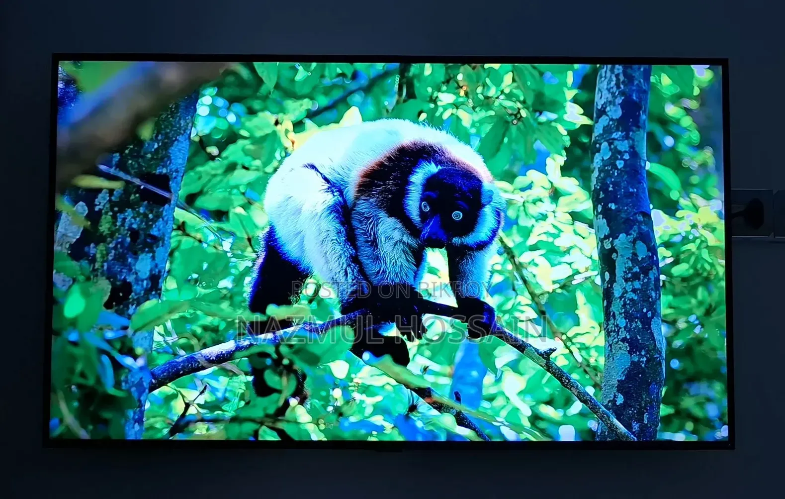 Samsung Smart TV - 43" AU 7700