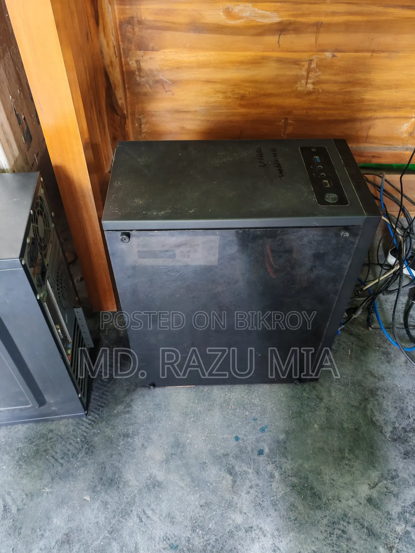 Desktop Computer 8GB AMD Ryzen SSD 128GB