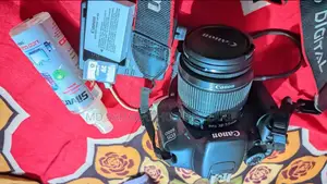 Canon 600D with 18-55mm Kit Lens