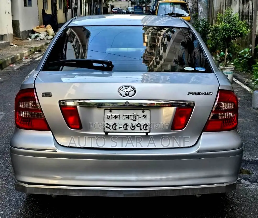 টয়োটা প্রিমিও ১.৫ এফডব্লিউডি ২০০৬ সিলভার