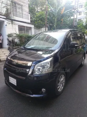 Toyota Noah 2009 Black