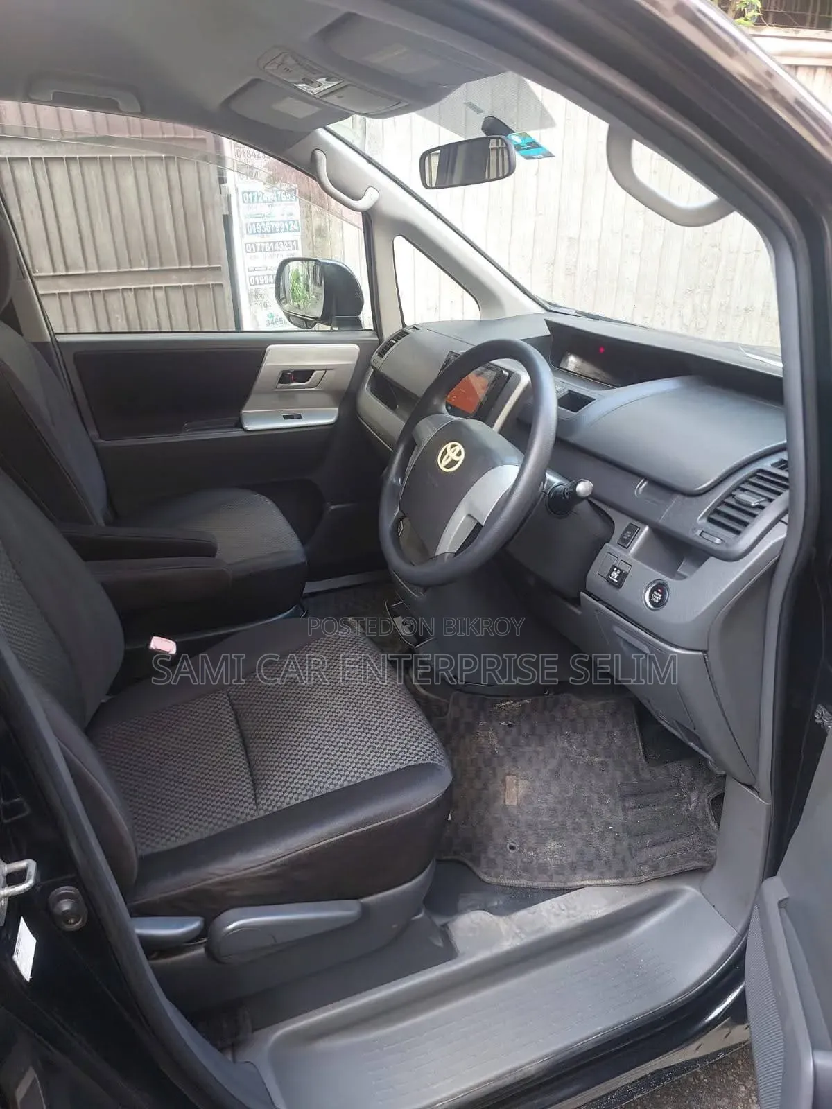 Toyota Noah 2009 Black