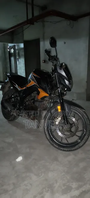হোন্ডা হরনেট ২০২০ অরেঞ্জ