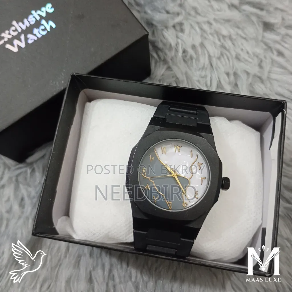 Arabic Aura Luxe Dual-Tone Dial Black Quartz Watch | 5 Colours