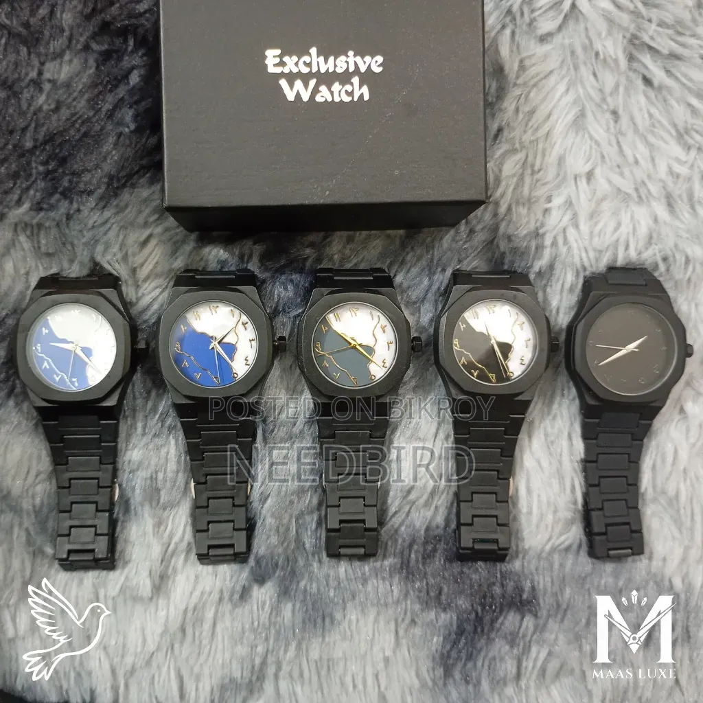 Arabic Aura Luxe Dual-Tone Dial Black Quartz Watch | 5 Colours