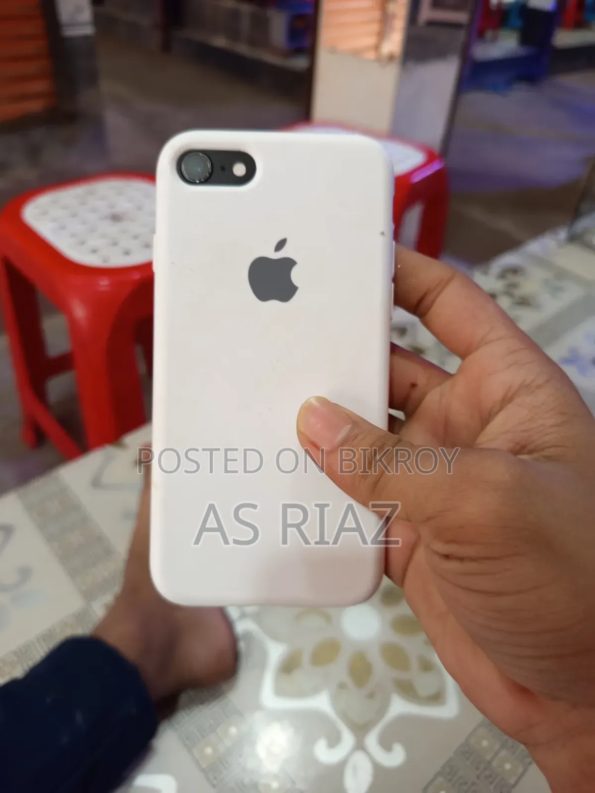 অ্যাপল আইফোন এসই (২০২০) ৬৪ জিবি ব্ল্যাক