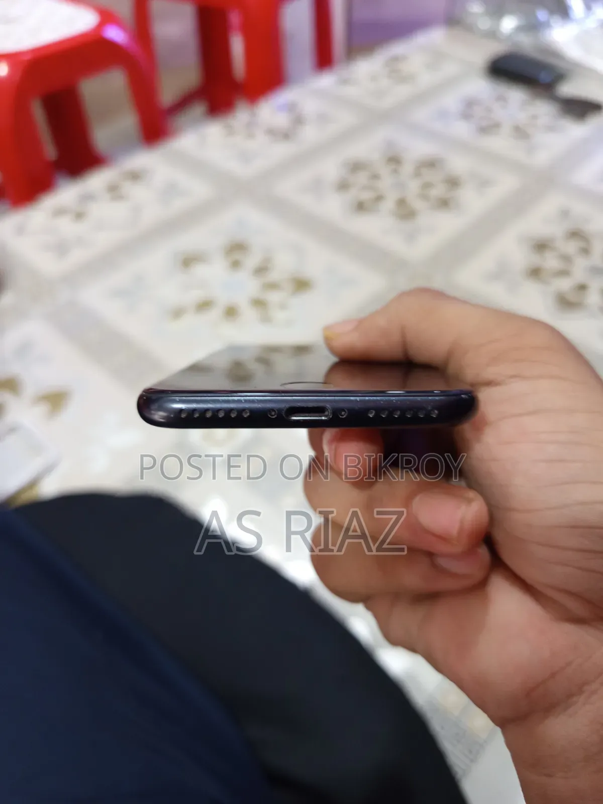 অ্যাপল আইফোন এসই (২০২০) ৬৪ জিবি ব্ল্যাক