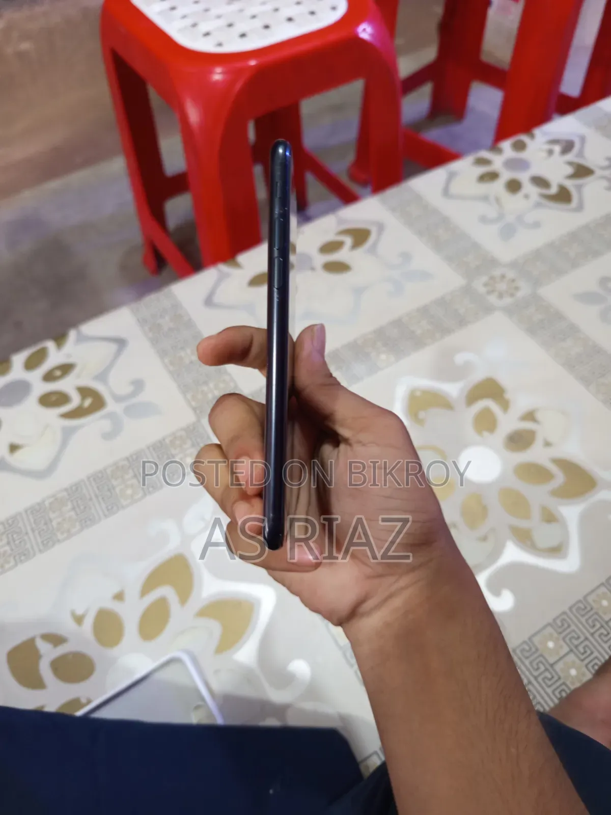 অ্যাপল আইফোন এসই (২০২০) ৬৪ জিবি ব্ল্যাক