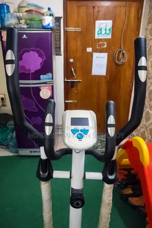 ম্যাগনেটিক ক্রস ট্রেইনার
