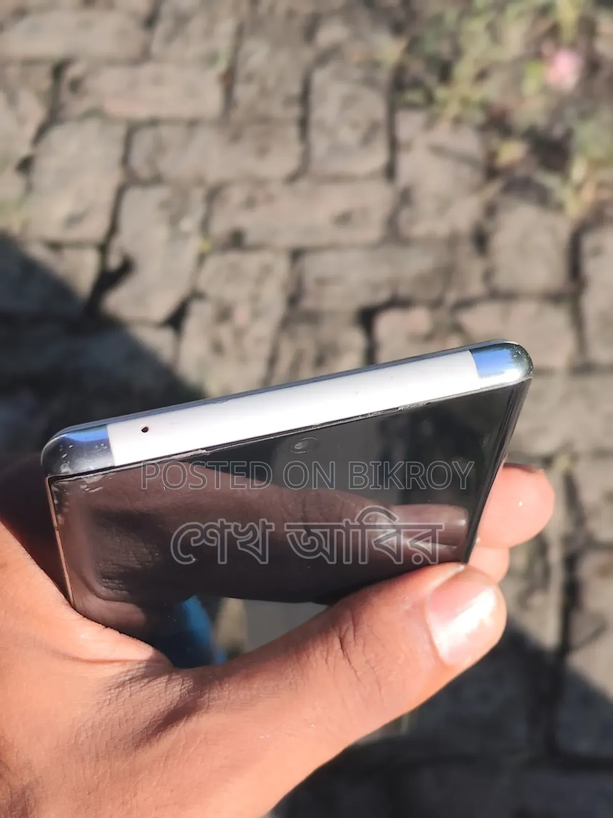 গুগল পিক্সেল ৬ প্রো ১২৮ জিবি হোয়াইট