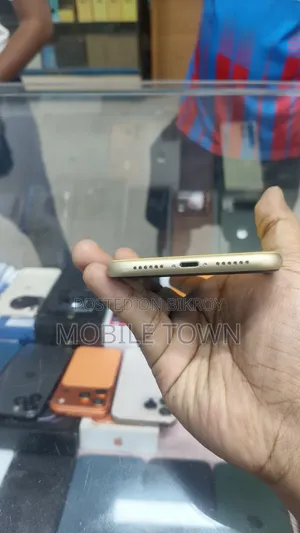অ্যাপল আইফোন এক্সআর ৬৪ জিবি ইয়েলো