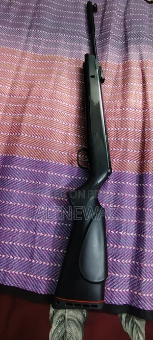 আর্মর ক্লাসিক এনএক্স. ২২