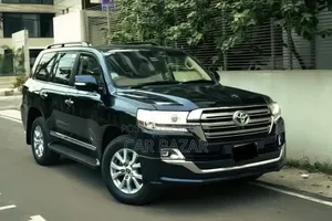 Toyota Land Cruiser 4.5 V8 VXR 2017 Blue