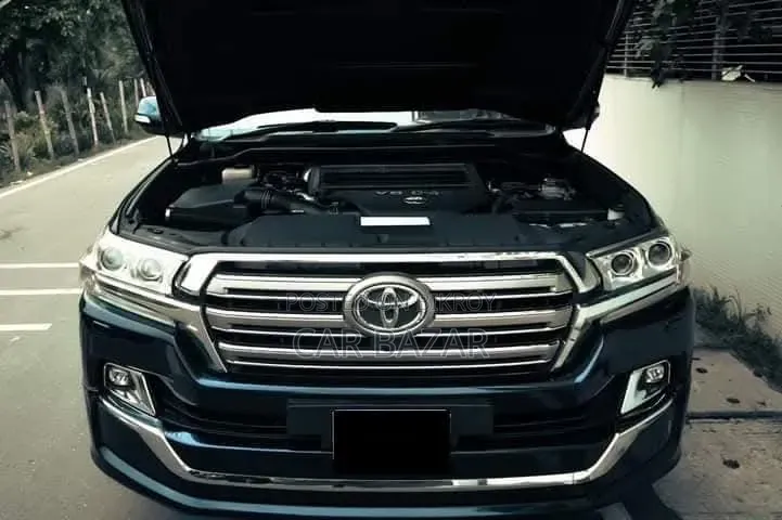 Toyota Land Cruiser 4.5 V8 VXR 2017 Blue