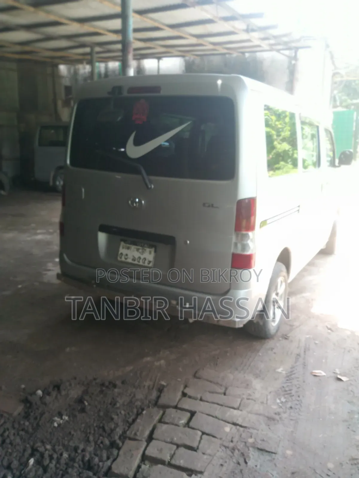 Toyota Noah 2010 Silver