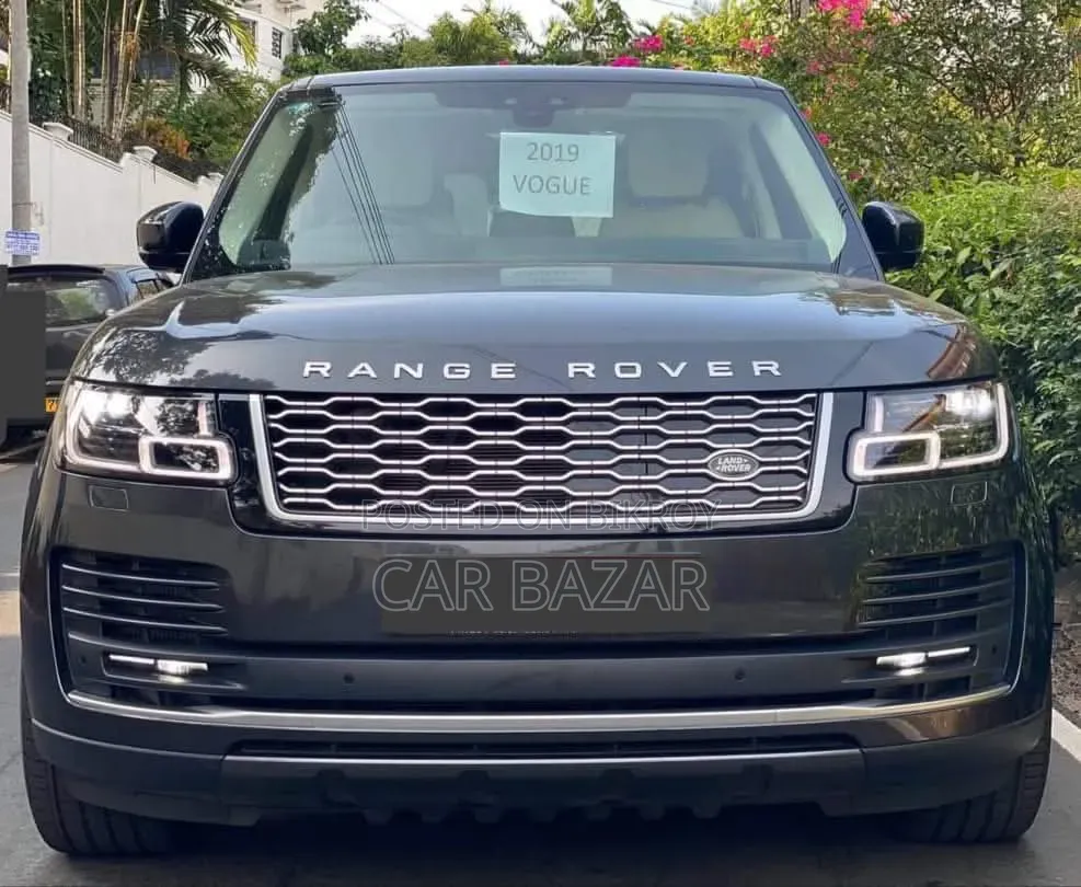 Land Rover Range Rover Vogue 2019 Matt Black