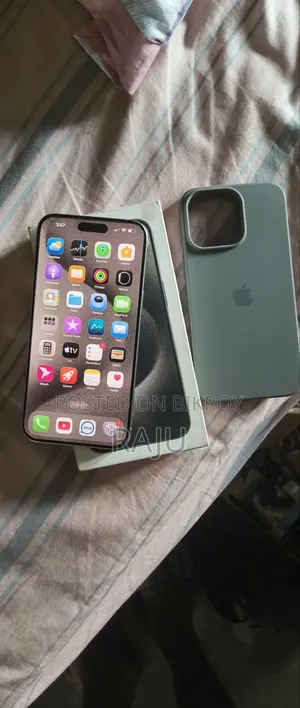 Apple iPhone 15 Pro Max 256 GB Silver