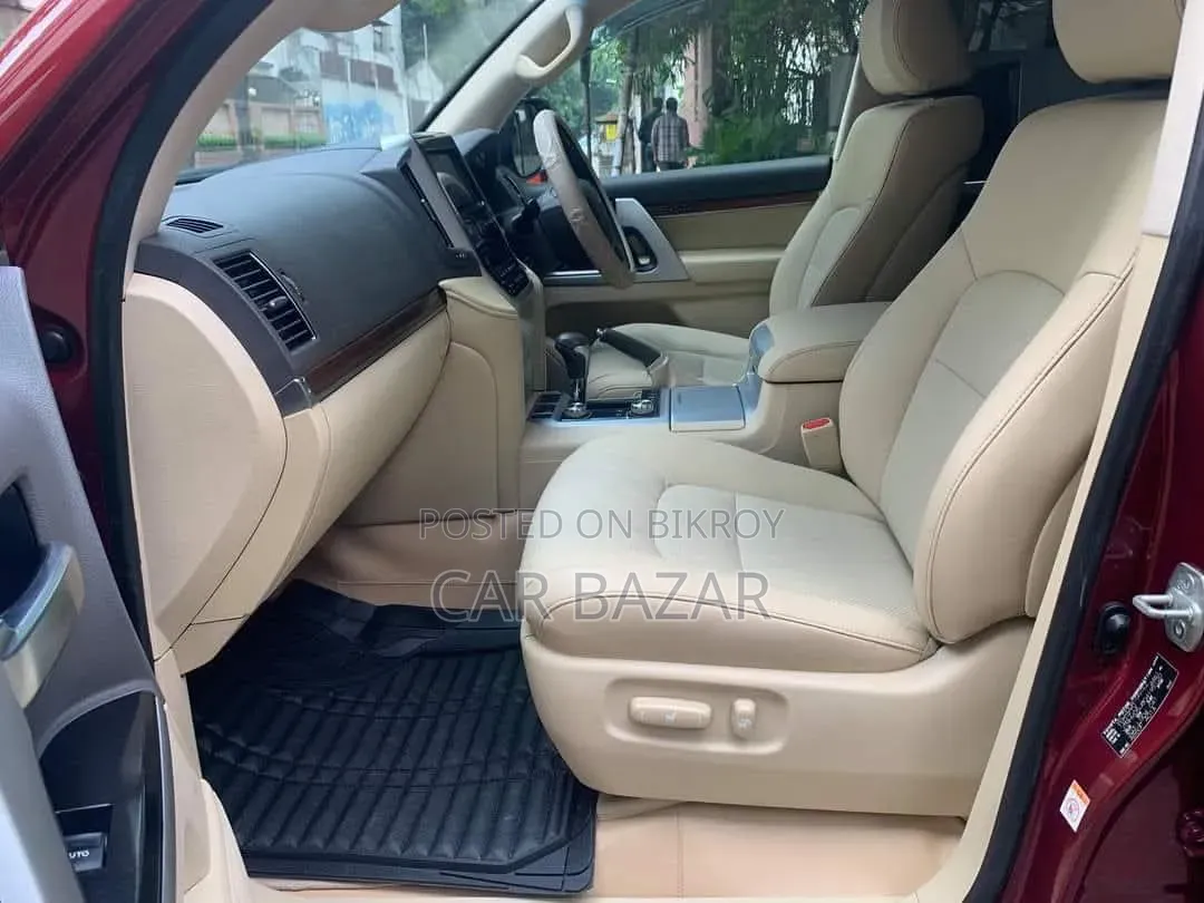 Toyota Land Cruiser 4.5 V8 VXR 2016 Maroon