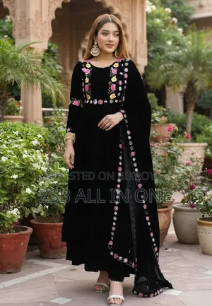প্রিমিয়াম জর্জেট এমব্রয়ডারি থ্রি-পিস