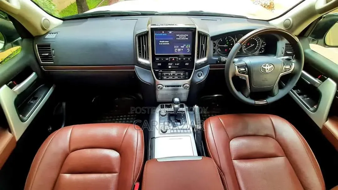Toyota Land Cruiser 4.5 V8 GXR 2017 Pearl