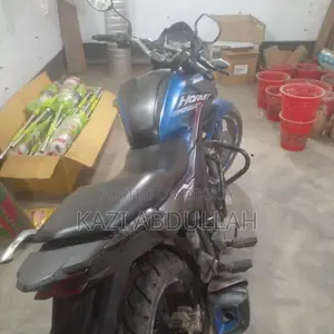 Honda Hornet 2019 Blue
