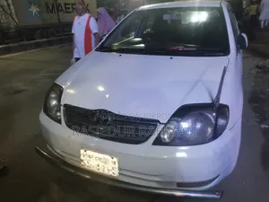 Toyota Corolla 2001 White