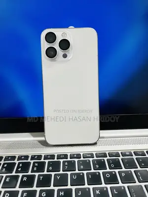 অ্যাপল আইফোন ১৪ প্রো ম্যাক্স ১২৮ জিবি সাদা
