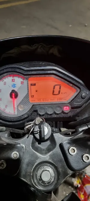 Bajaj Pulsar 150 2016 Red