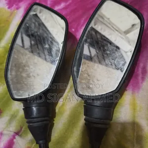 বাইকের পুরাতন লুকিং গ্লাস