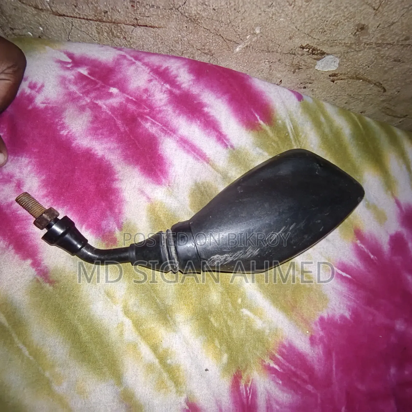 বাইকের পুরাতন লুকিং গ্লাস