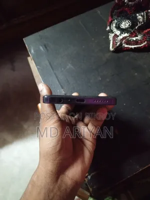 টেকনো ক্যামন ২০ প্রো ২৫৬ জিবি কালো
