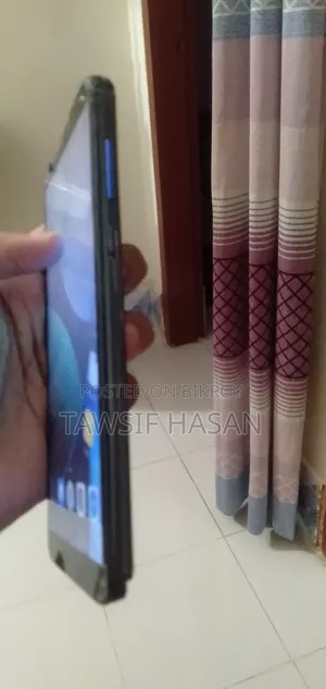 হুয়াওয়ে ওয়াই৯ ২০১৮ ৩২ জিবি ব্ল্যাক