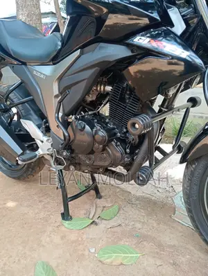 Suzuki Gixxer 2025 Black