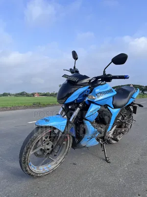 সুজুকি গিক্সার ২০২০ নীল