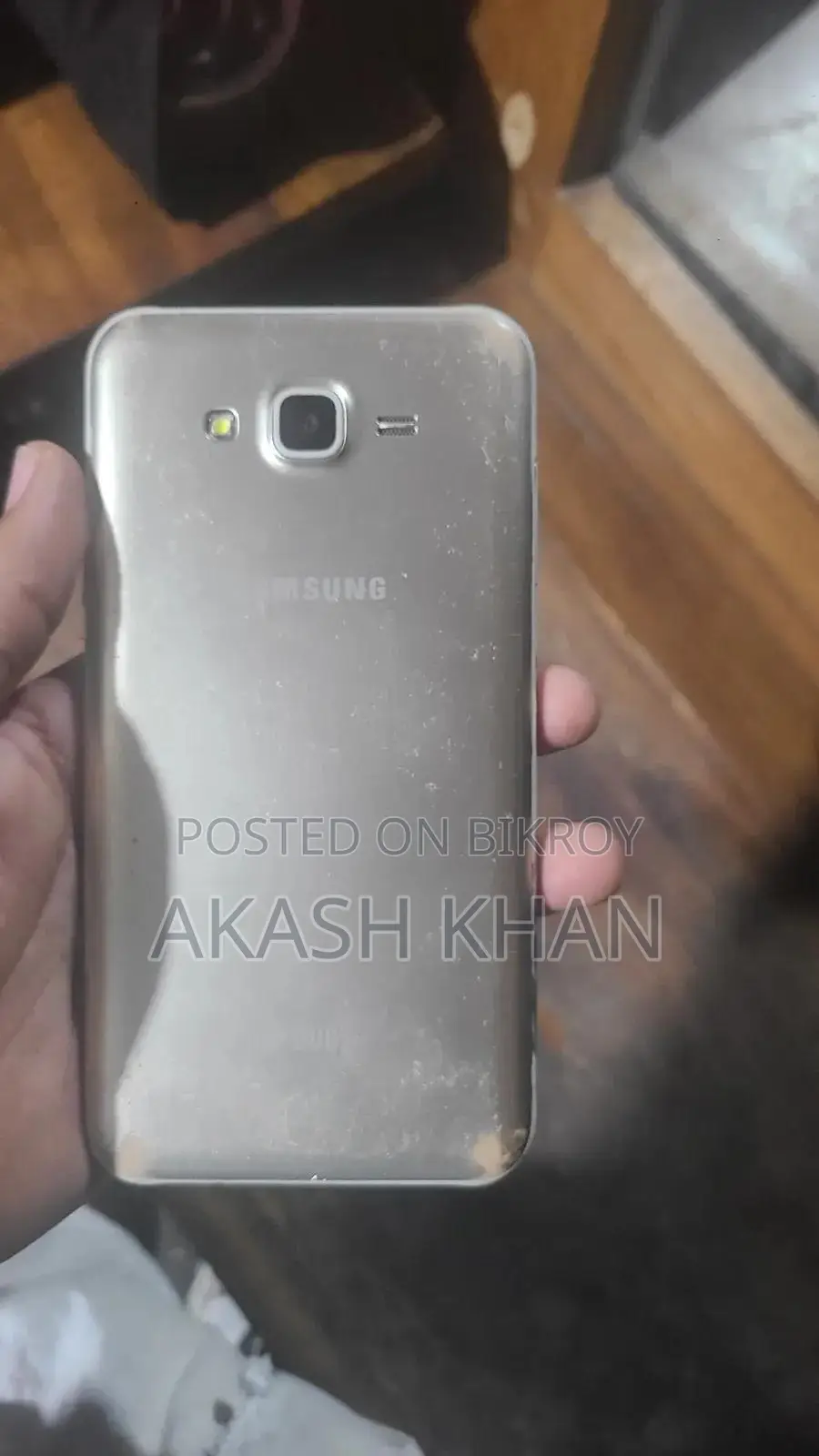 Samsung Galaxy J7 16 GB Gold