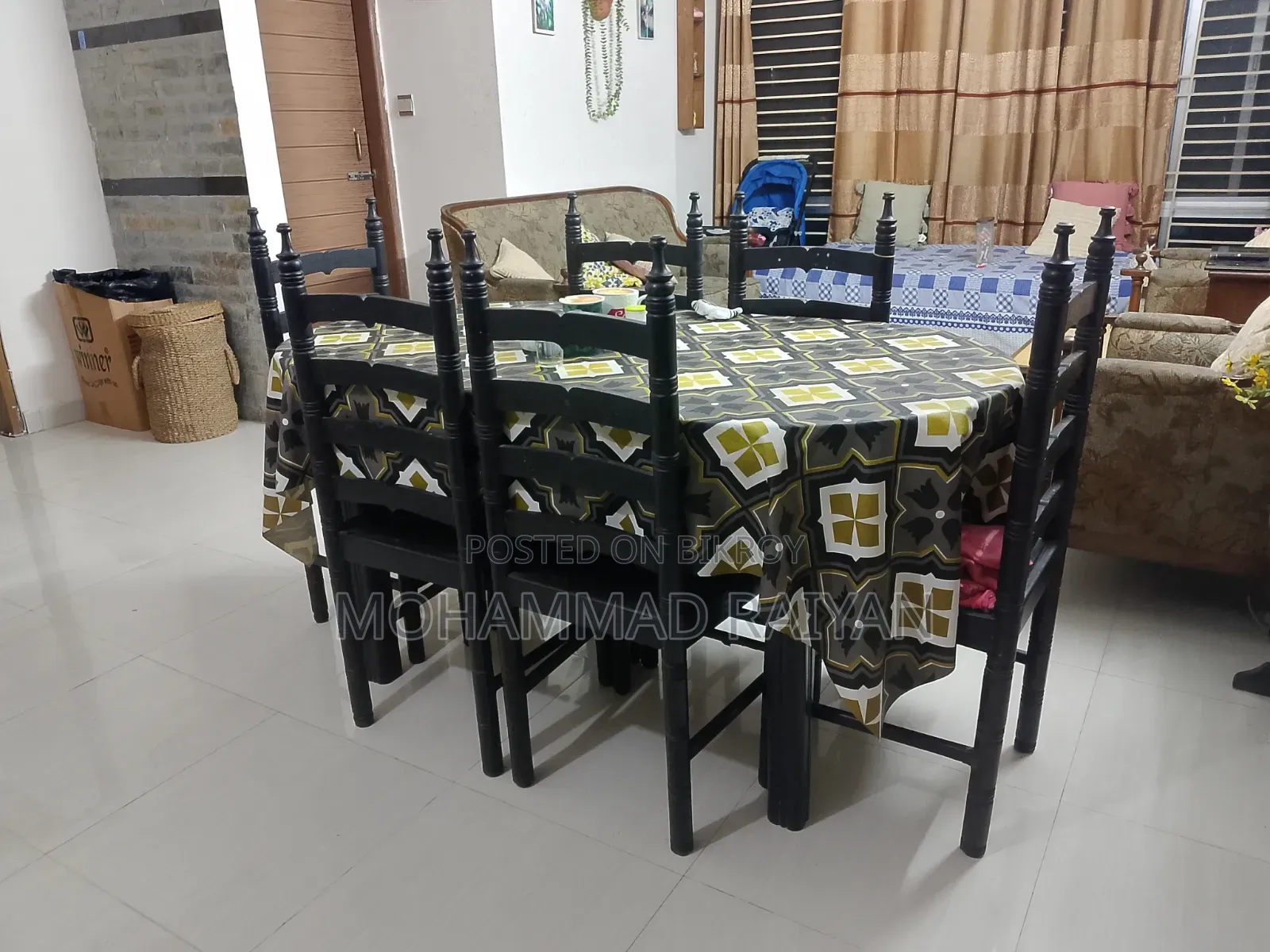 Dining Table Gorjon Kather