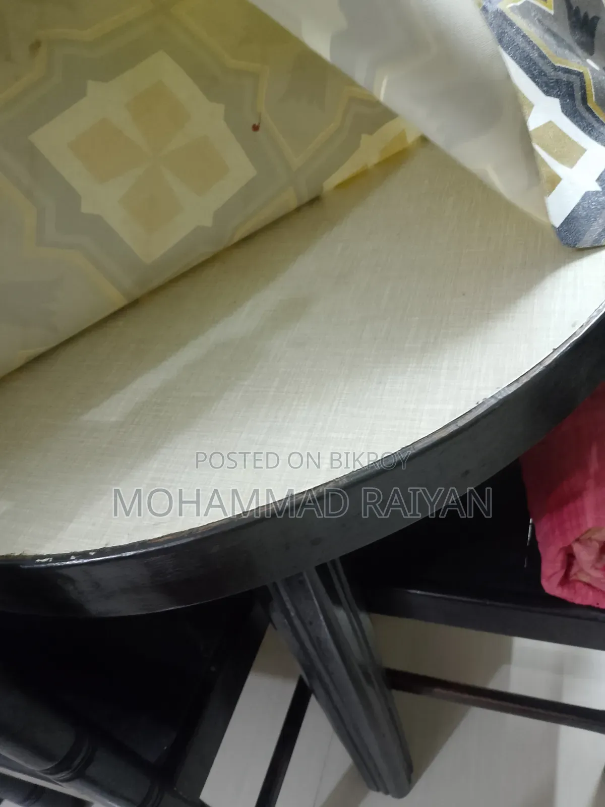 Dining Table Gorjon Kather