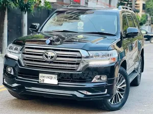 Toyota Land Cruiser 4.5 V8 VXR 2016 Black