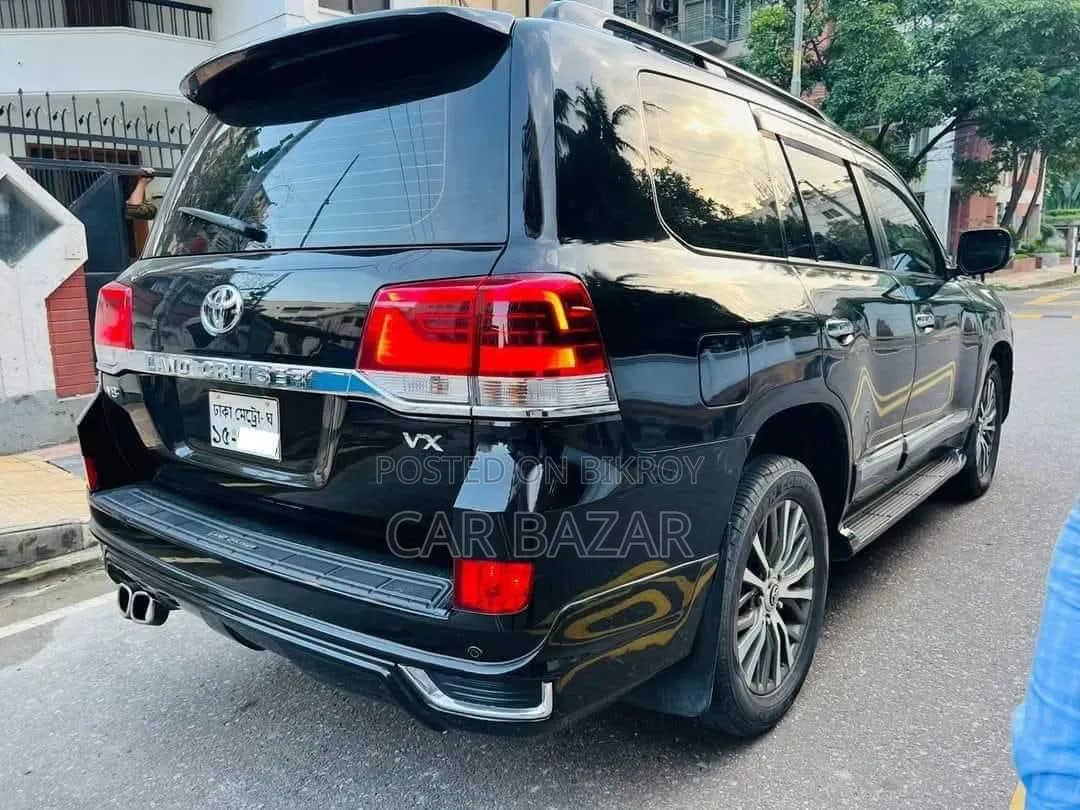 Toyota Land Cruiser 4.5 V8 VXR 2016 Black